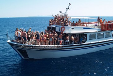 How to Organize an Event on Party Boat